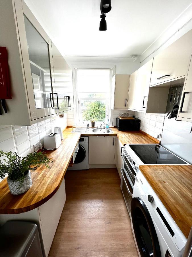 Modern 2-bed Flat In Town Centre Appartamento Oban