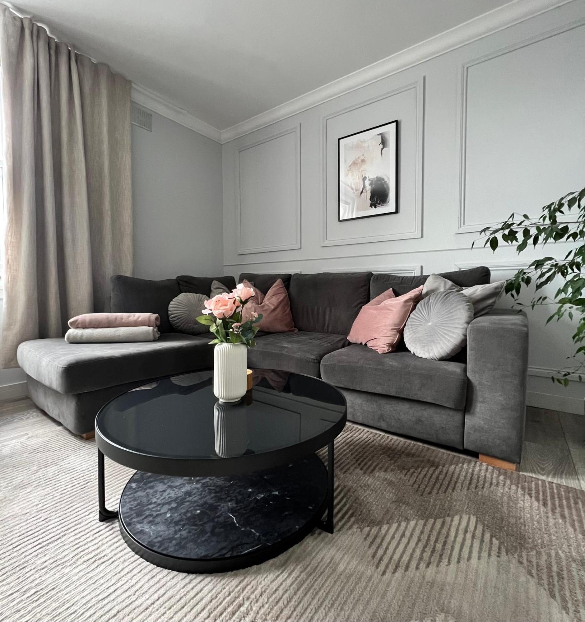 Appartamento Modern 2-bed Flat In Town Centre *